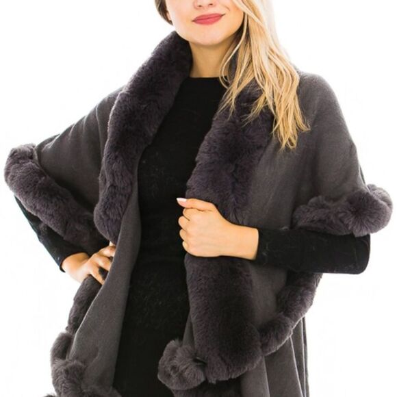 Luxury Gray Faux Fur Collared Cape Coat One Size - Picture 7 of 10